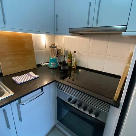 Apartamento Cozy In Barcelona